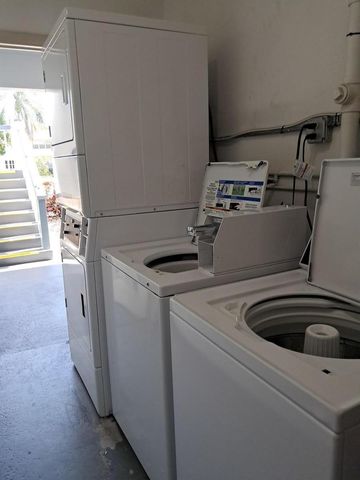188 Norwich H 188, West Palm Beach, FL 33417