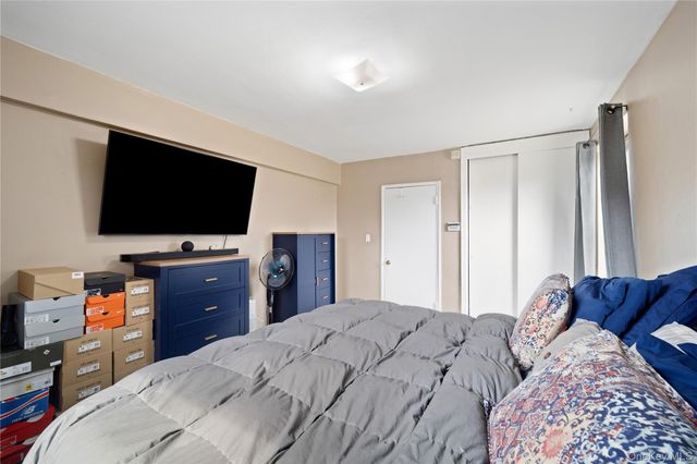 73-11 Bell Boulevard 2C, Oakland Gardens, NY 11364