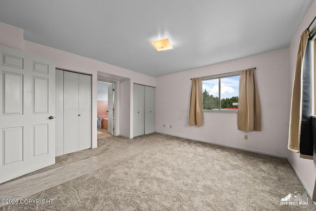 9201 Sea Parrot Circle, Anchorage, AK 99515