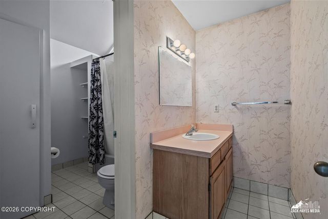 9201 Sea Parrot Circle, Anchorage, AK 99515