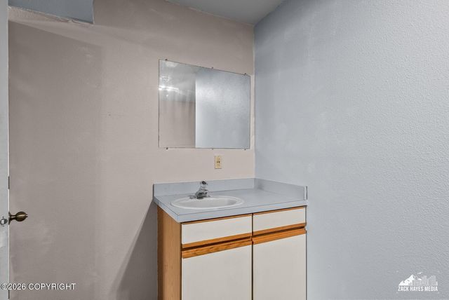 9201 Sea Parrot Circle, Anchorage, AK 99515
