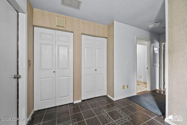 9201 Sea Parrot Circle, Anchorage, AK 99515