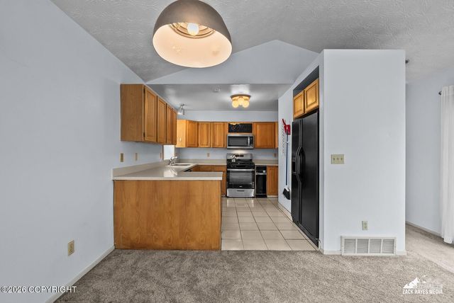 9201 Sea Parrot Circle, Anchorage, AK 99515