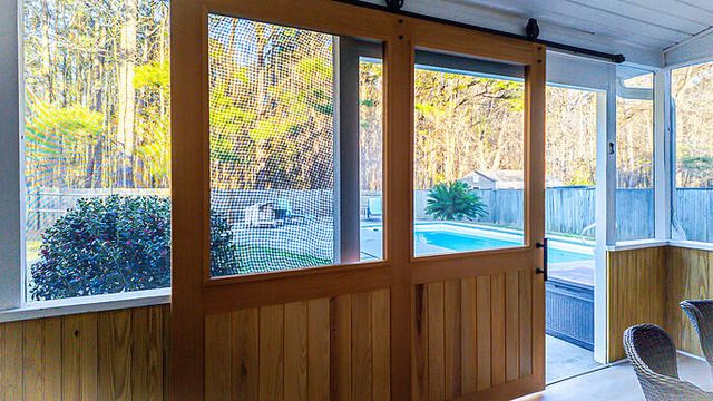 8516 Long Meadow Drive, North Charleston, SC 29420