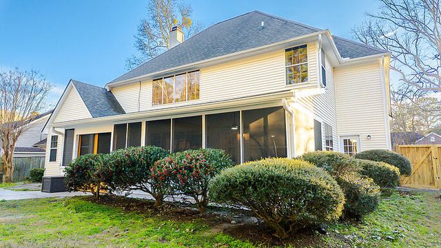 8516 Long Meadow Drive, North Charleston, SC 29420