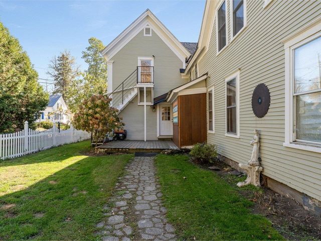 11 Slapp Hill Road, Hardwick, VT 05843