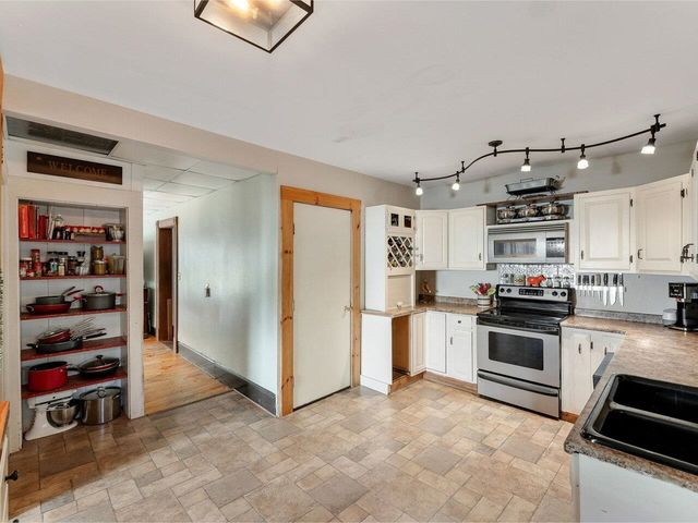 11 Slapp Hill Road, Hardwick, VT 05843