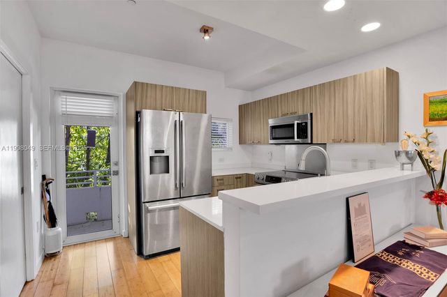 619 Meridian Ave 3, Miami Beach, FL 33139