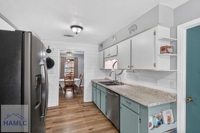 933 Gulfstream Road, Hinesville, GA 31313