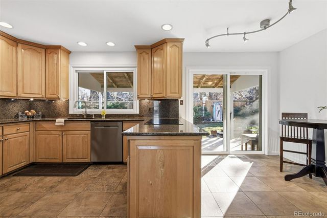 3561 S Oneida Way, Denver, CO 80237