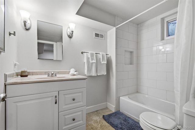 3561 S Oneida Way, Denver, CO 80237