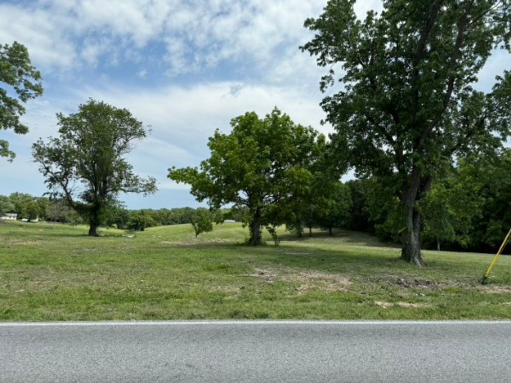 16026 N Mount Olive Road, Gravette, AR 72736