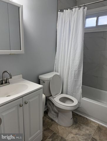 1016 REMINGTON ST, Chester, PA 19013