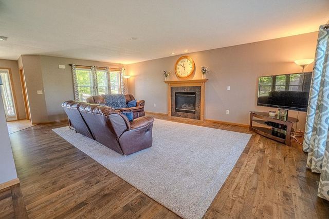 897 Sumac Street, Oregon, WI 53575