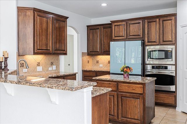 8113 Via Verde DR, Austin, TX 78739