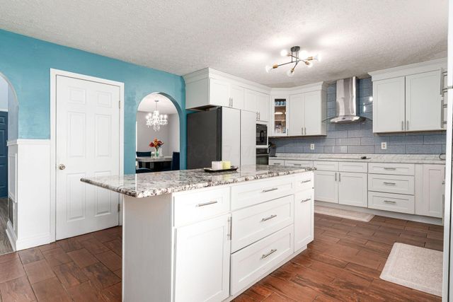 2868 Blue Moon Drive, Columbus, OH 43232