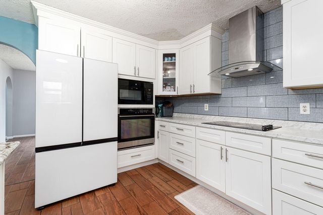 2868 Blue Moon Drive, Columbus, OH 43232