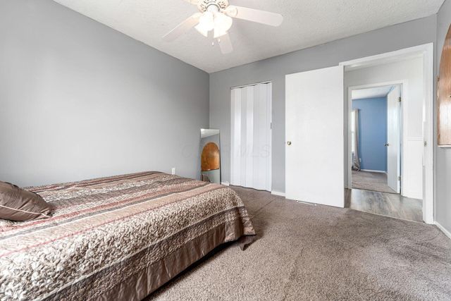 2868 Blue Moon Drive, Columbus, OH 43232
