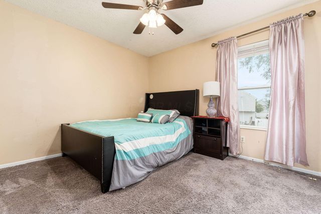 2868 Blue Moon Drive, Columbus, OH 43232