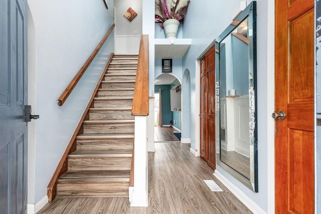 2868 Blue Moon Drive, Columbus, OH 43232
