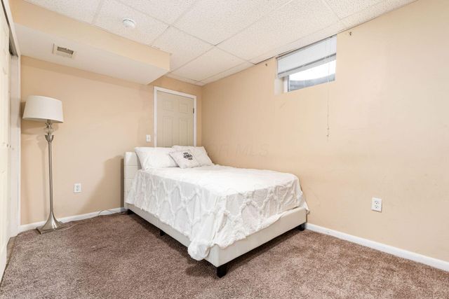 2868 Blue Moon Drive, Columbus, OH 43232