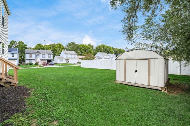 2868 Blue Moon Drive, Columbus, OH 43232