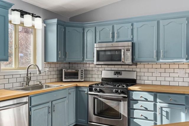 845 Norwich Court, Nekoosa, WI 54457