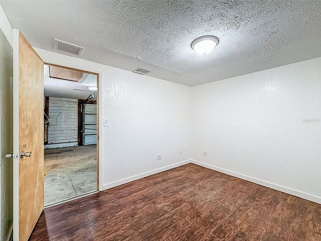 3239 ALLEN RD, Zephyrhills, FL 33541