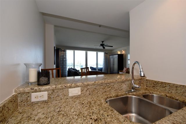 2051 SE 3rd Street 509, Deerfield Beach, FL 33441
