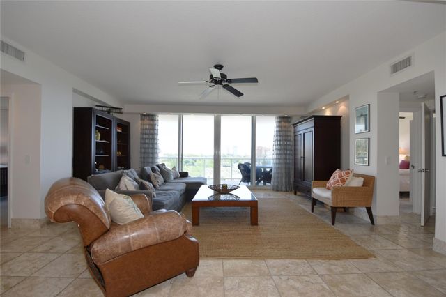 2051 SE 3rd Street 509, Deerfield Beach, FL 33441