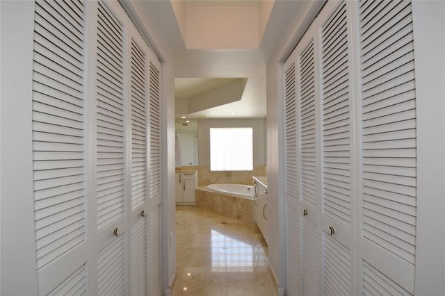 2051 SE 3rd Street 509, Deerfield Beach, FL 33441
