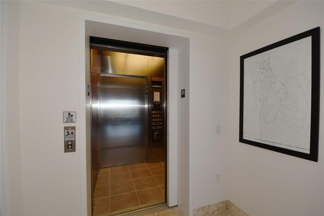 2051 SE 3rd Street 509, Deerfield Beach, FL 33441