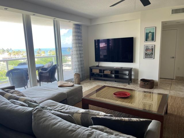 2051 SE 3rd Street 509, Deerfield Beach, FL 33441