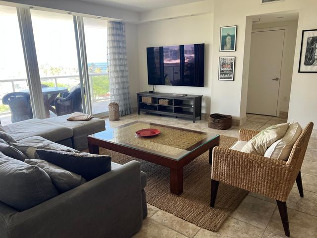 2051 SE 3rd Street 509, Deerfield Beach, FL 33441