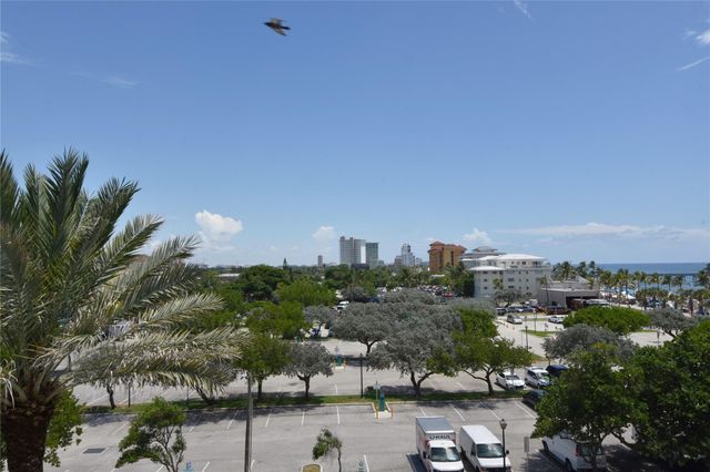 2051 SE 3rd Street 509, Deerfield Beach, FL 33441