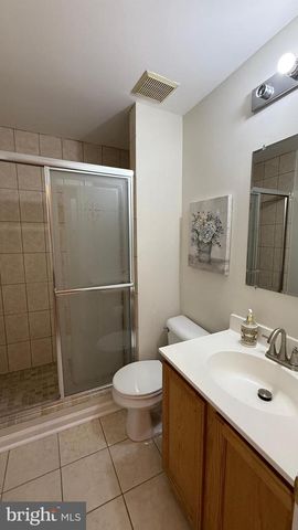 2570 SYLVAN MOOR LN, Woodbridge, VA 22191