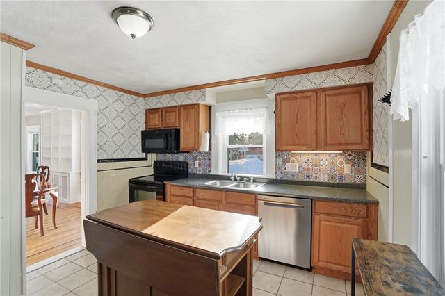 957 Mineral Spring Avenue, Pawtucket, RI 02860