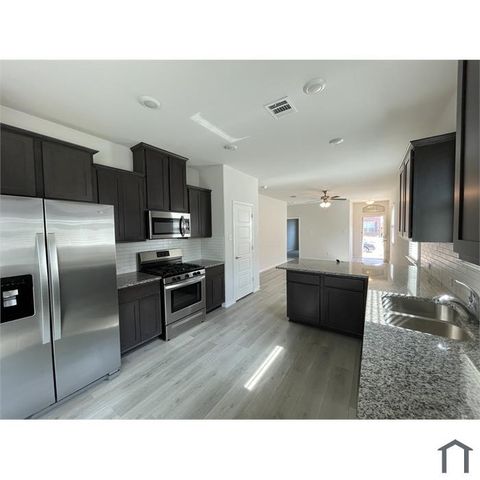 2304 Pyrite Drive, Little Elm, TX 76227