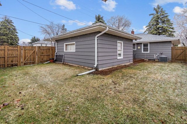 730 E MARQUETTE STREET, Appleton, WI 54911