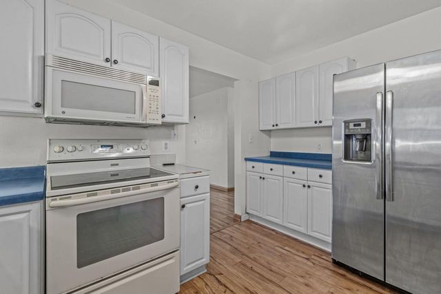 730 E MARQUETTE STREET, Appleton, WI 54911