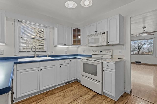 730 E MARQUETTE STREET, Appleton, WI 54911