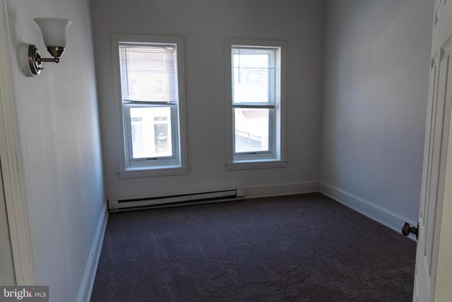 368 E PHILADELPHIA ST, York, PA 17403