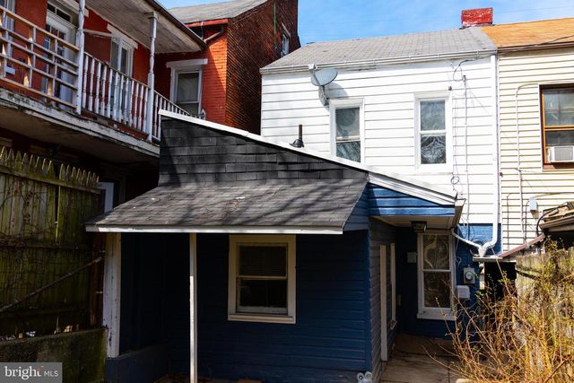 368 E PHILADELPHIA ST, York, PA 17403