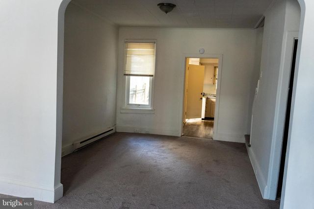 368 E PHILADELPHIA ST, York, PA 17403