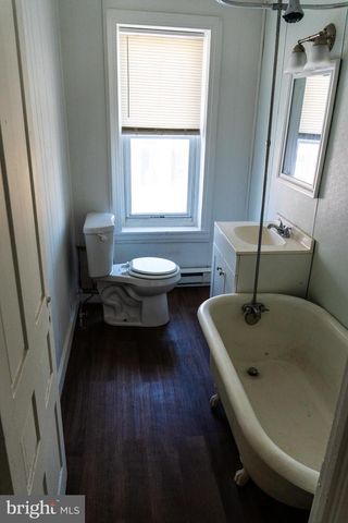 368 E PHILADELPHIA ST, York, PA 17403