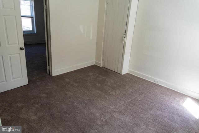 368 E PHILADELPHIA ST, York, PA 17403