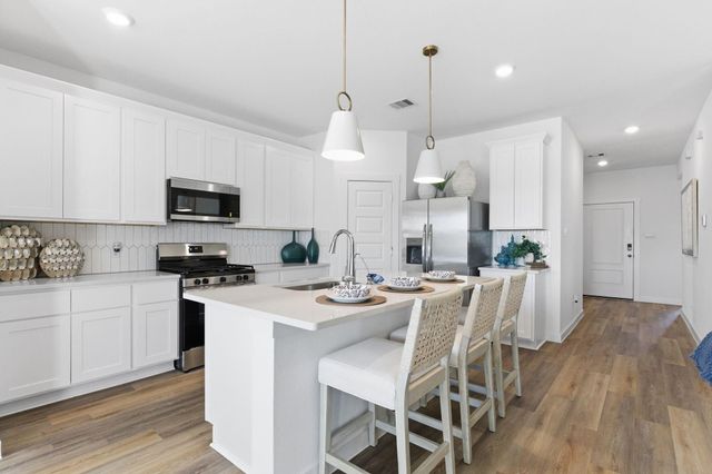 3217 Bolt Rope Drive, Texas City, TX 77539