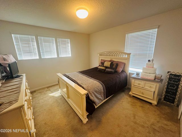 12573 GREEN MEADOW Drive, Jacksonville, FL 32218