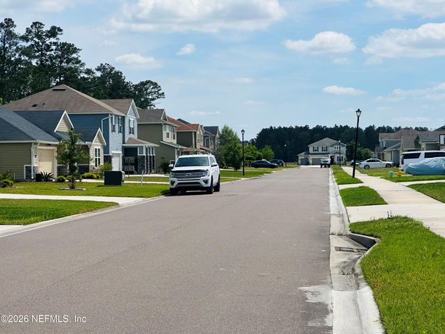 12573 GREEN MEADOW Drive, Jacksonville, FL 32218