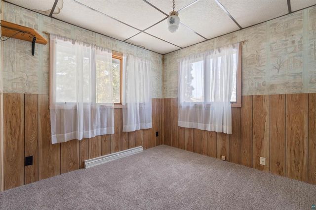 1221 Central Ave, Superior, WI 54880